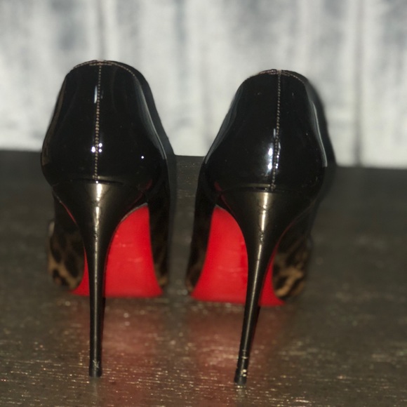 Christian Louboutin Lepord Pumps - Picture 3 of 4